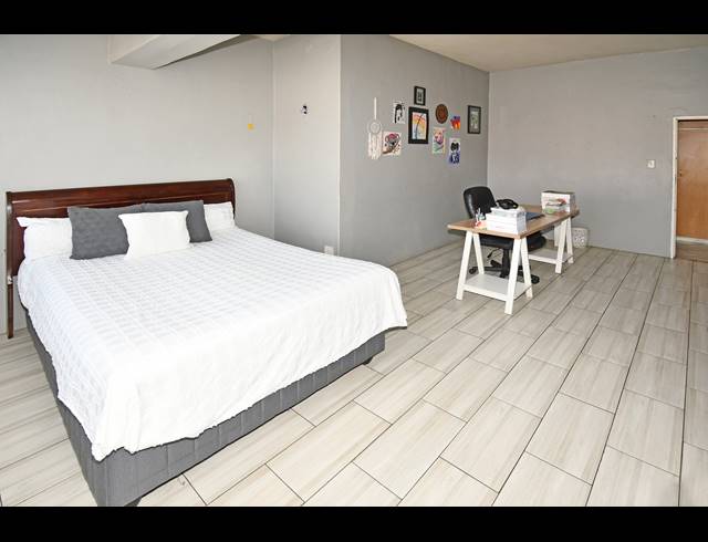 5 BEDROOM APARTMENT FOR SALE IN HIGHLANDS NORTH